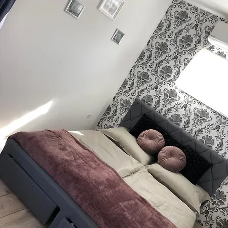 Apartment Varosi Idill