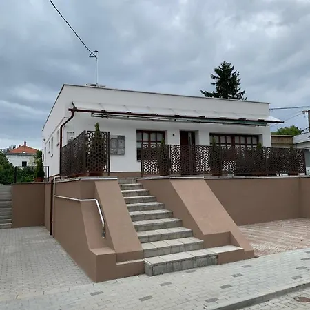 Városi Idill Apartamento Veszprém