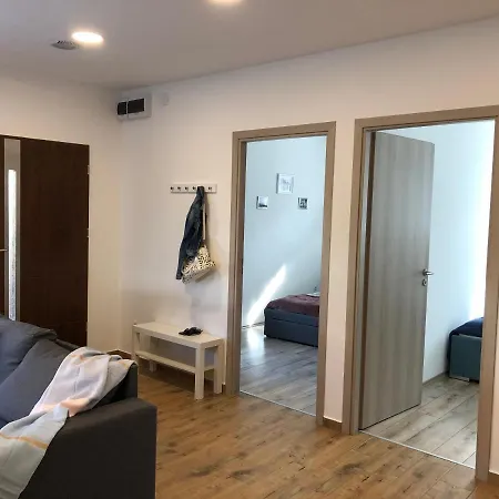 Varosi Idill Apartment *