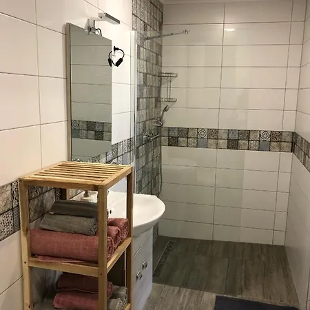Apartment Varosi Idill