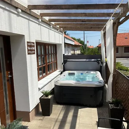 Apartment Varosi Idill