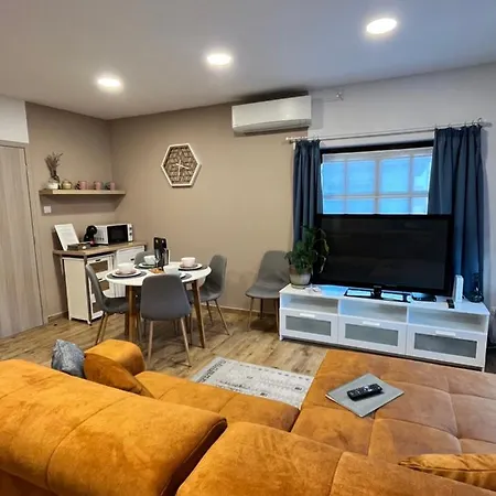 Apartamento Városi Idill