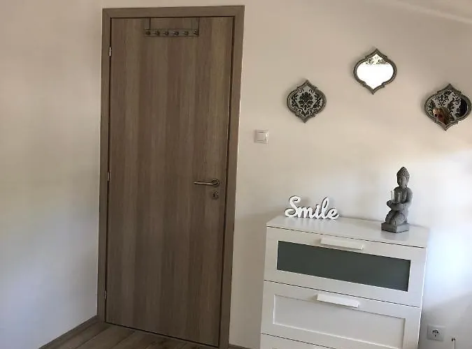 Varosi Idill 아파트