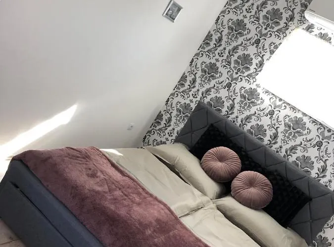 아파트 Varosi Idill