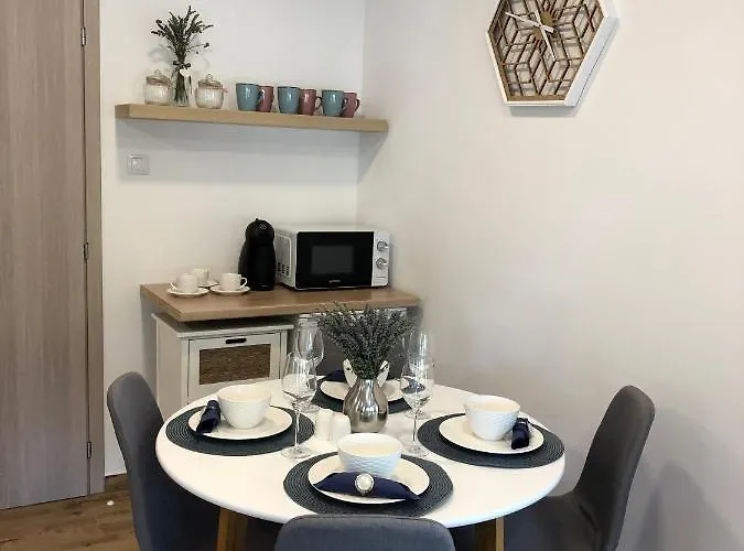 Varosi Idill 아파트 *