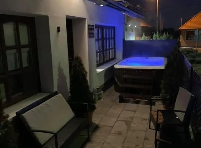 Varosi Idill * 维斯普雷姆