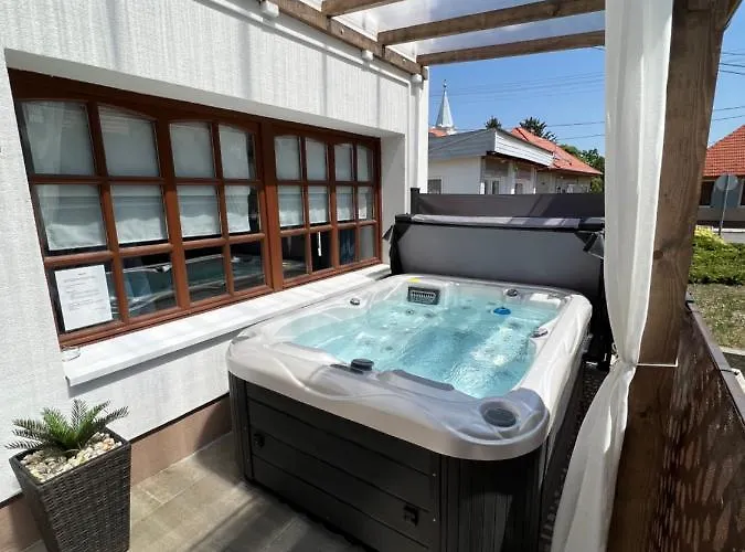 아파트 Varosi Idill *