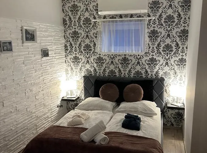 아파트 Varosi Idill 베스프렘